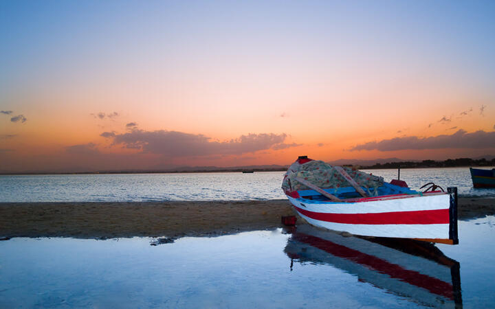 tunesien strand sonnenuntergang clipart